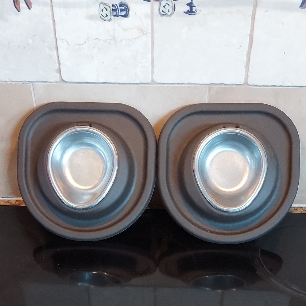 Weather Tech Pet Feeding System